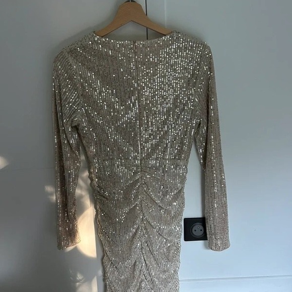 Glamorous Long Sleeve Sequin Dress - Picture 2 of 4